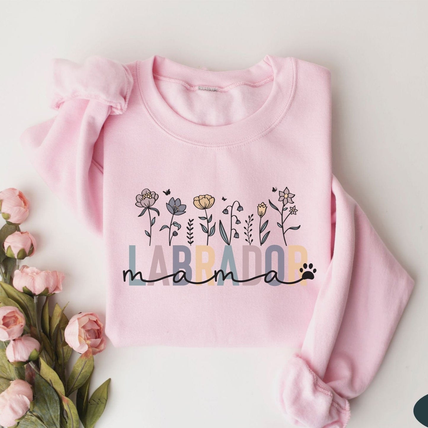 Labrador Mama Sweater V3